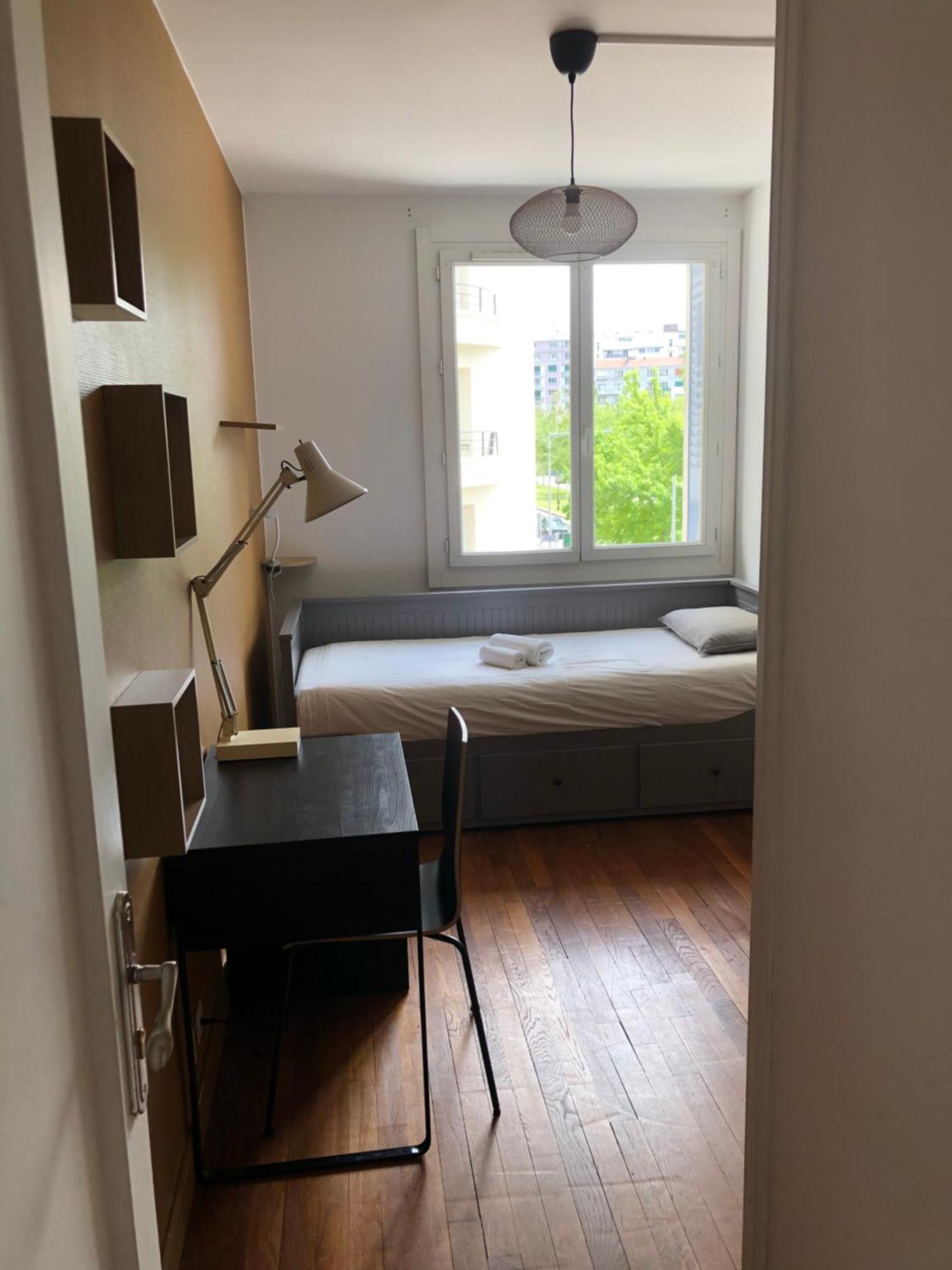 Chambre Meublee Cafe Boulevard Joseph Vallier Apartment Grenoble Exterior photo